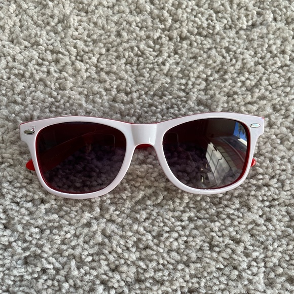 Camp Gladiator Plastic Sunglasses, Red, White, Outdoors, Workout, Run, Crossfit - Picture 6 of 8